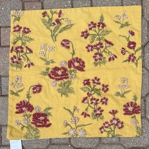 Pottery Barn Redmond Embroidered Reversible Floral Pillow Cover 24” x 24”